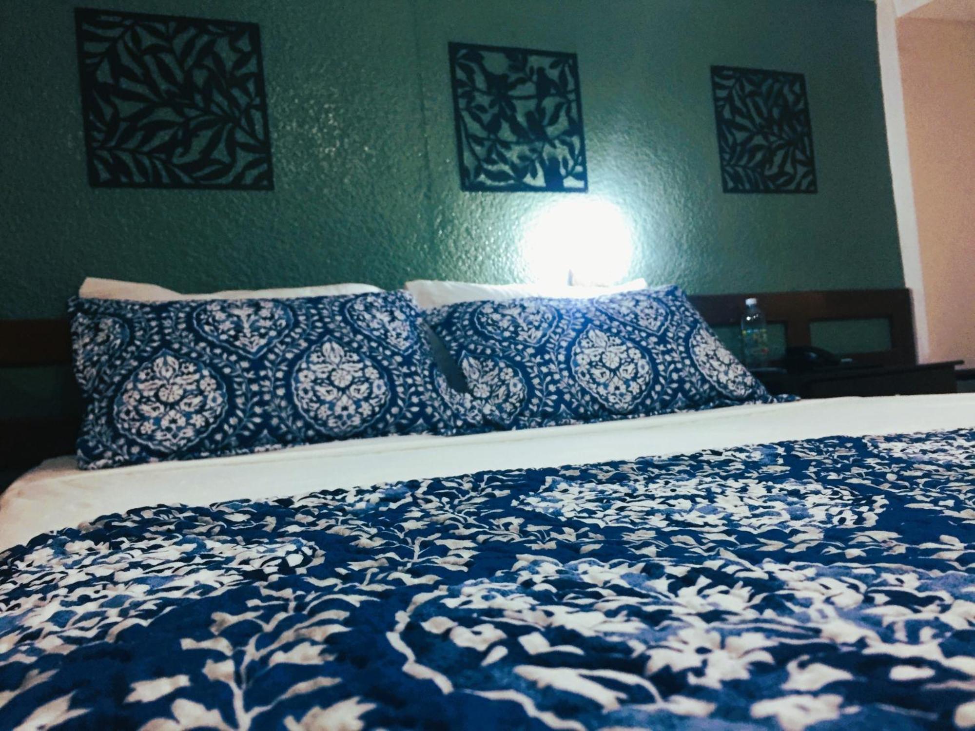 Hotel Tazumal House 2*